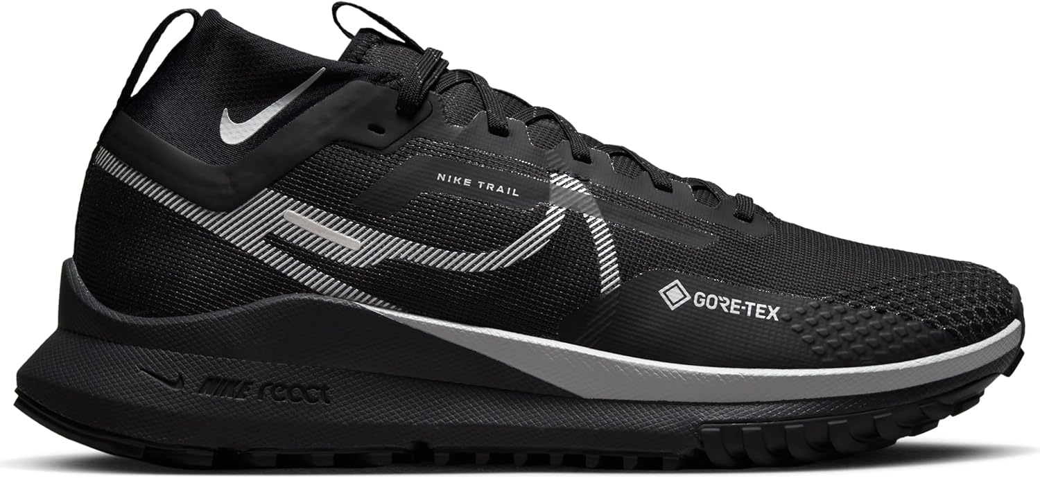 Black Wolf Grey Reflect Silver Low-Top Sneakers G48747