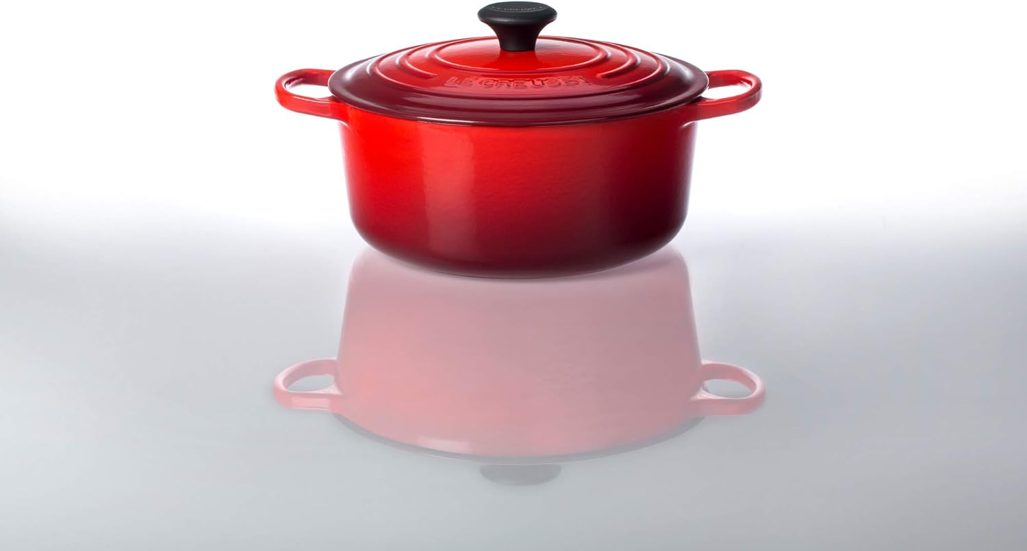 7.25 qt. Enameled Cast Iron Round Dutch Oven E259