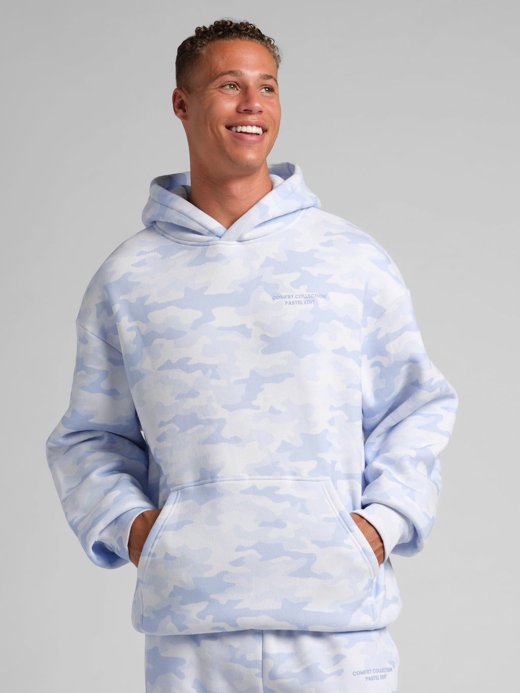 Pastel Hoodie – Mega