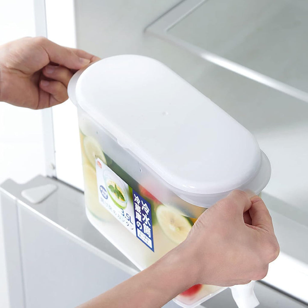 1 Gallon Plastic Beverage Dispenser with Spigot O1044