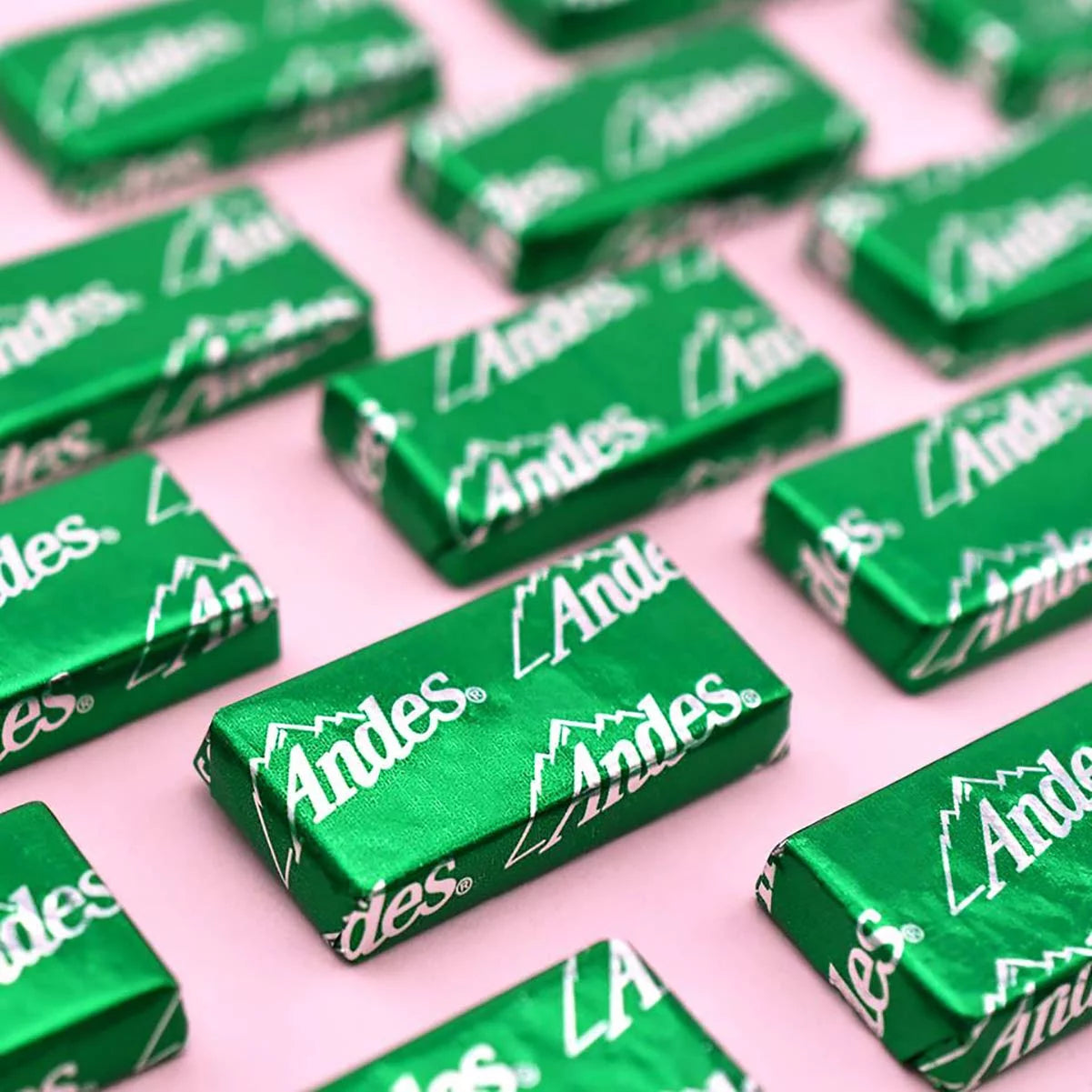2.5 Pounds Bulk Chocolate Sandwich Mint Candies C629