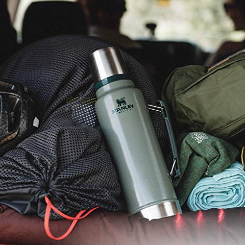 2.0 QT Hammertone Green Vacuum Insulated Stainless Steel Bottle J7722