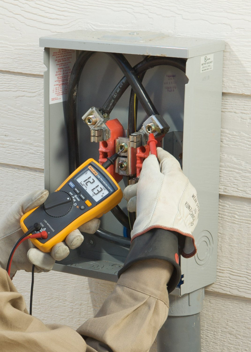 True-RMS Utility Multimeter G288