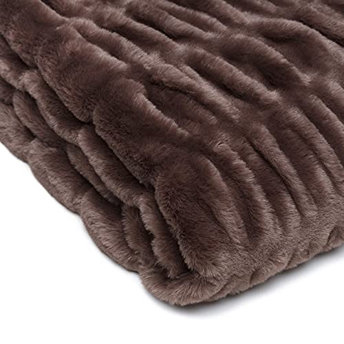 Dark Gray 50" x 65" Faux Fur Throw Blanket H2517