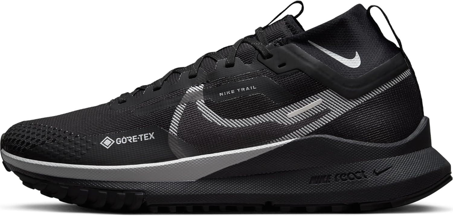 Black Wolf Grey Reflect Silver Low-Top Sneakers G48747