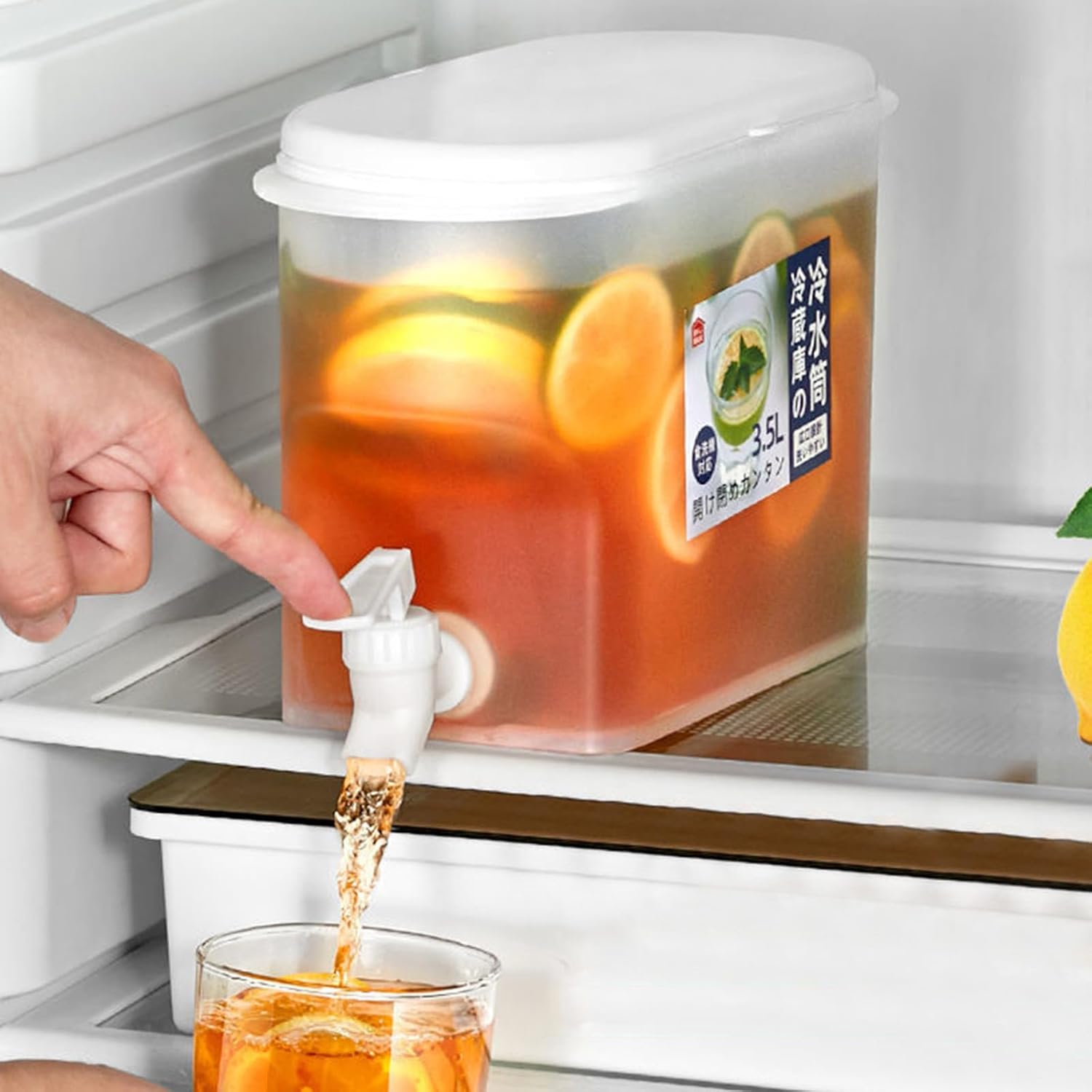 1 Gallon Plastic Beverage Dispenser with Spigot O1044