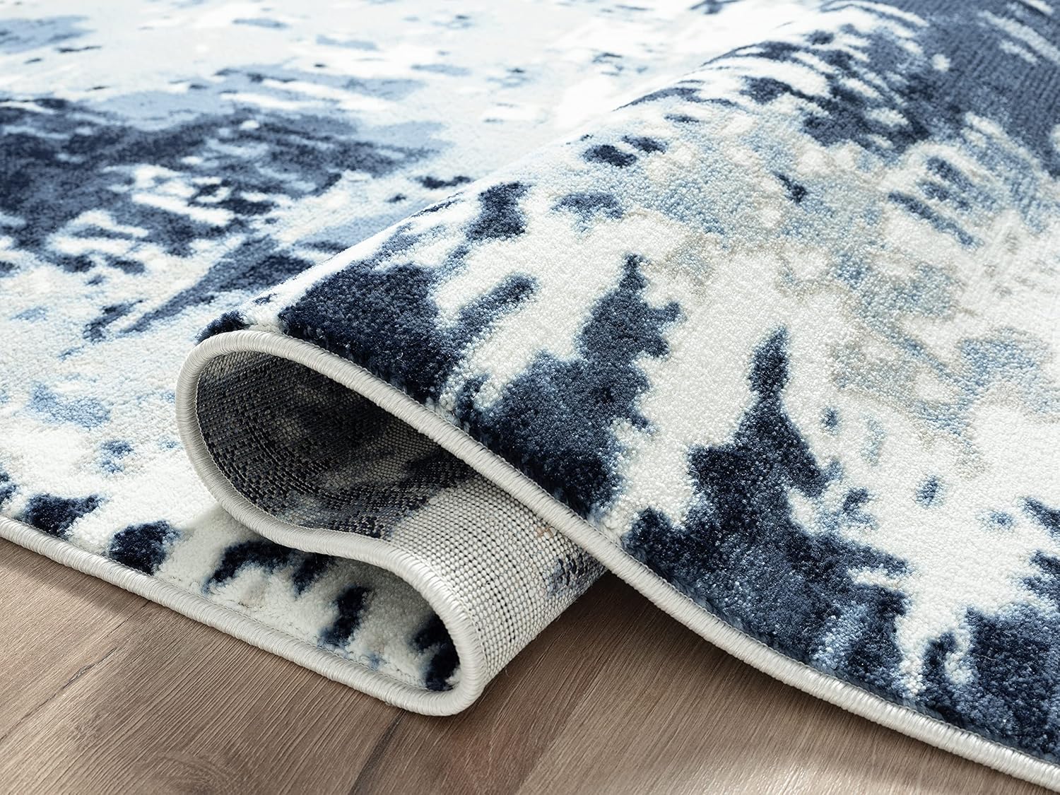 Blue White Grey Contemporary 5' 3" x 7' 6" Non-Shed Area Rug G891151